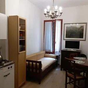  Appartamento In Center Italia