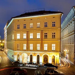 Otel Charles Bridge Palace